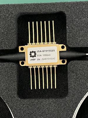 Janhoo 1550nm G=35dB professionelle Schmetterling SOA niedrige Polarisierung abhängiger Verlust Halbleiter Optikverstärker